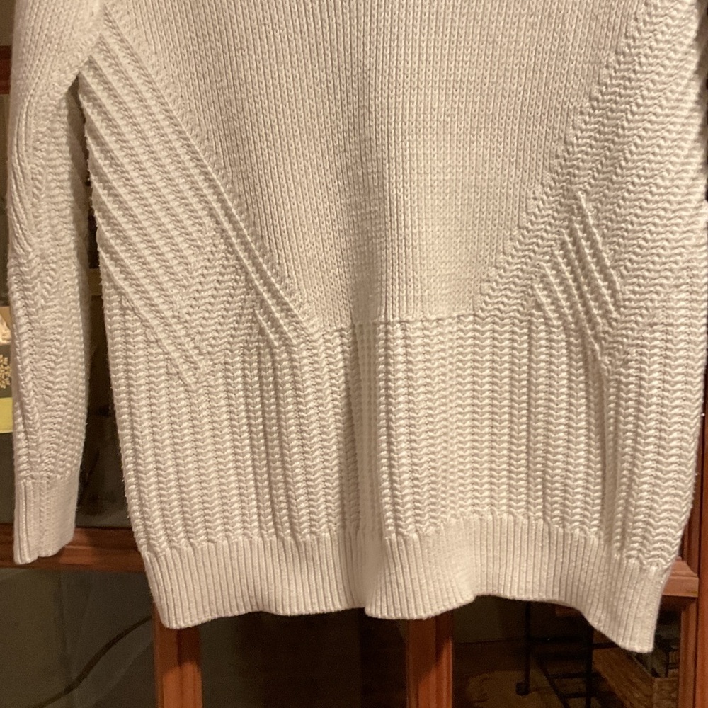 Universal Thread Cream V-Neck Sweater - Picture 2 of 4